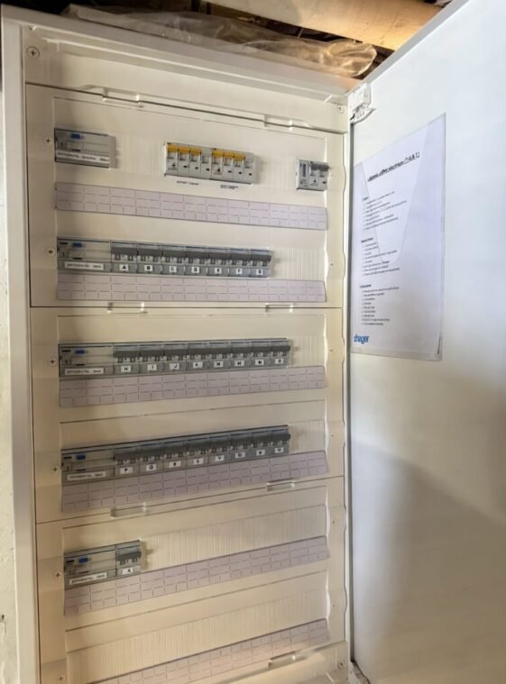 TAM-7;Afb6b46fc-6b96-4Eb